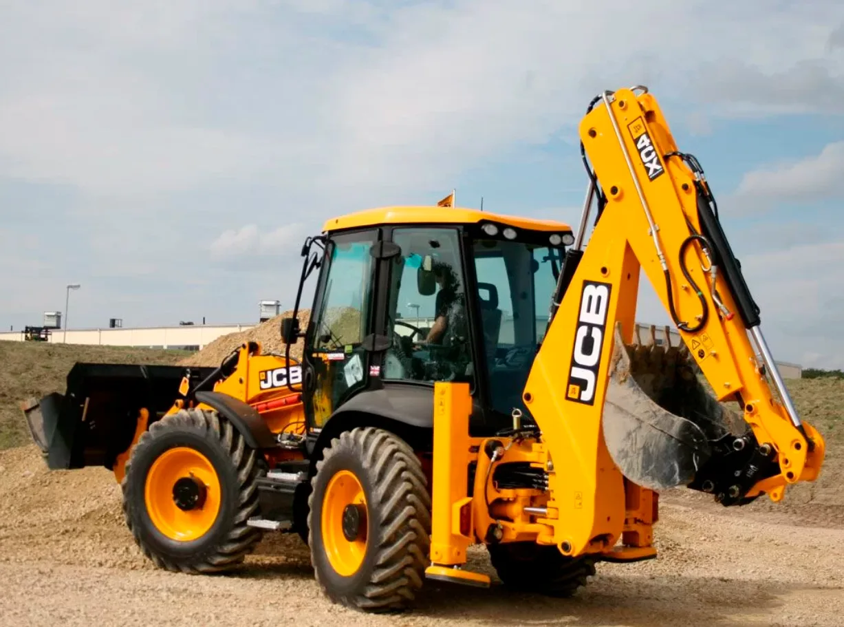Экскаватор-погрузчик JCB 4CX